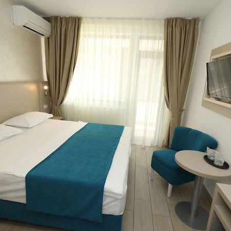 Hotel Delfin Mamaja Zewnętrze zdjęcie