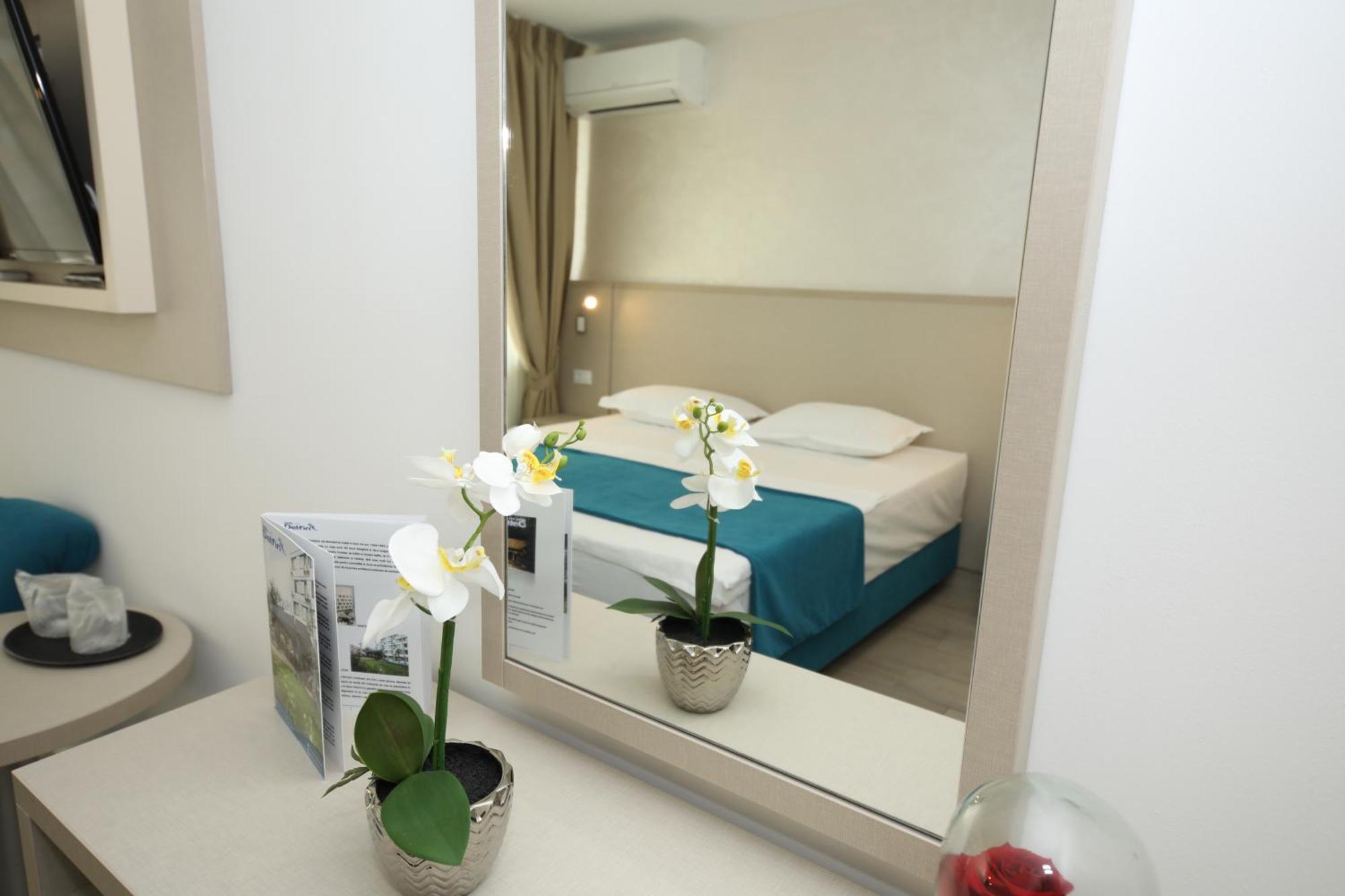 Hotel Delfin Mamaja Zewnętrze zdjęcie